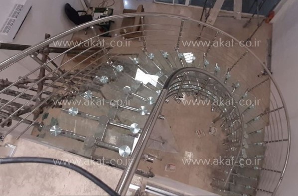 پله دوبلکس منحنی